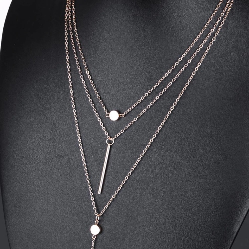 JUNO ♡ Layered Necklace - Picture 4 of 8